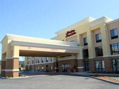 Hampton & Hotel 3*