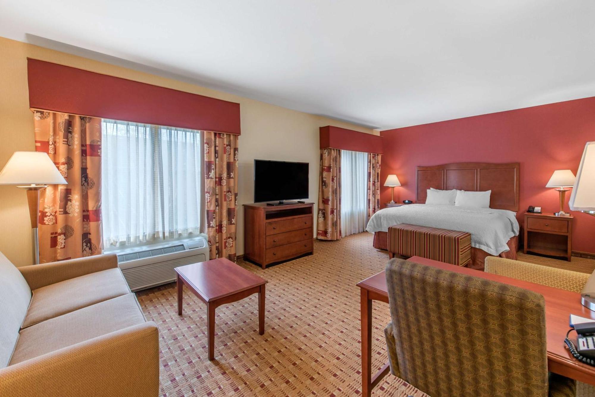Hotel Hampton & 3*