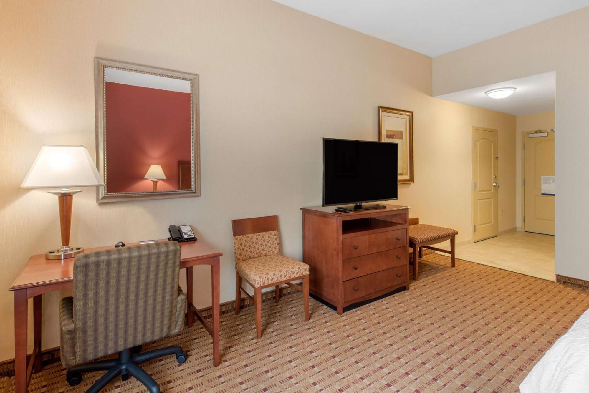 Hotel Hampton &
