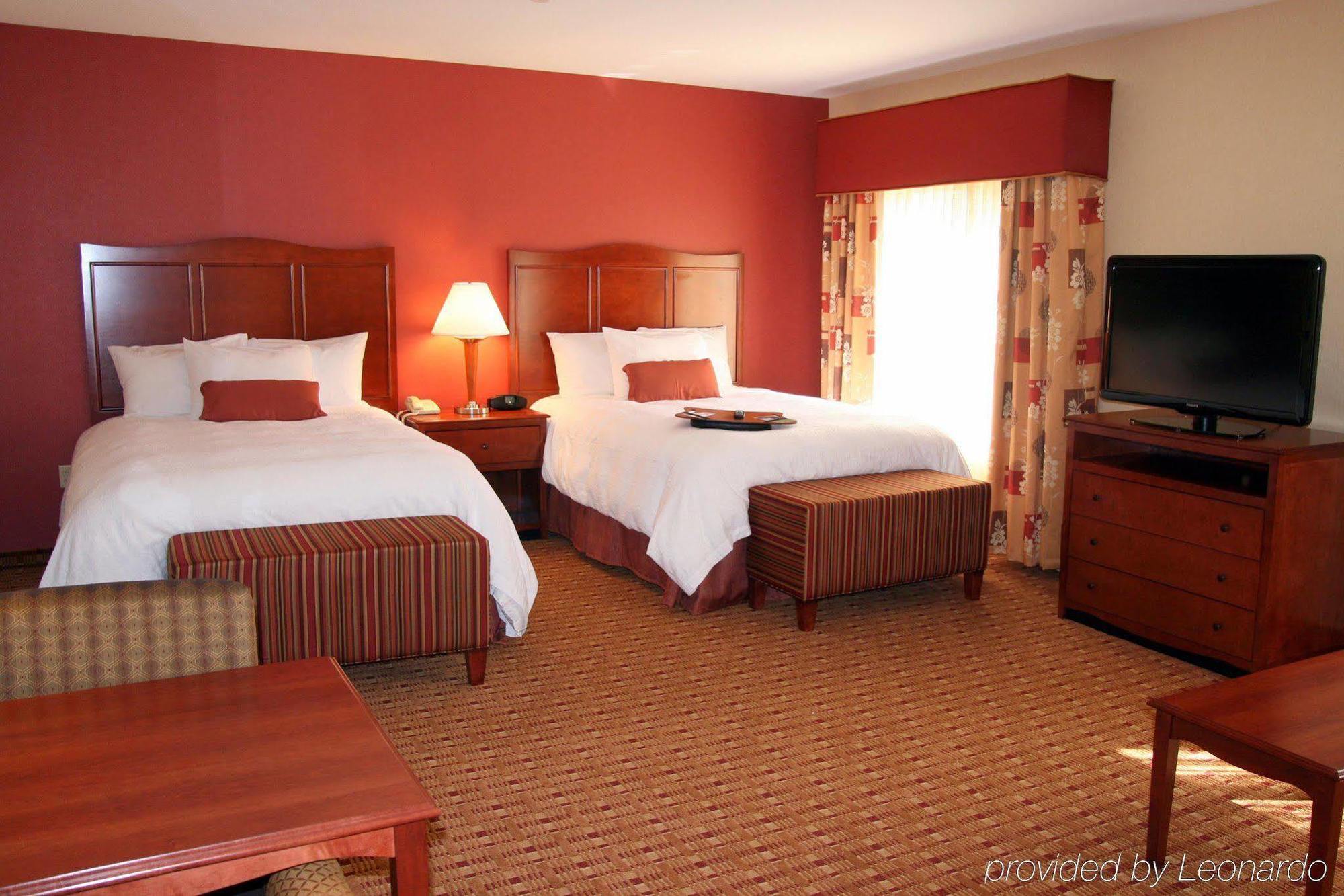 Hotel Hampton &